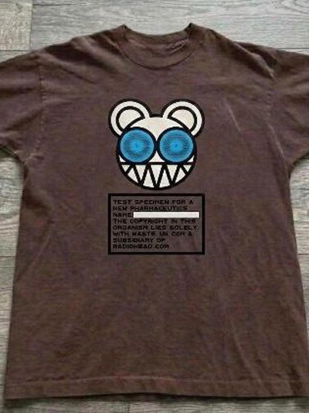 Gildan Brown Graphic Tee with Blue Eye Bear Design